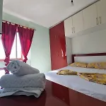 Tirana Cozy Apartment *
